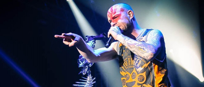 Five Finger Death Punch odpálil své ostře sledované tour