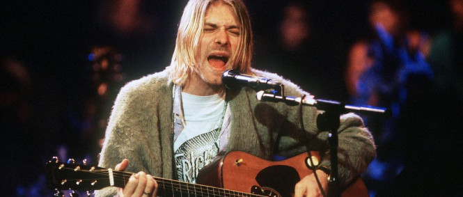 Slavná kytara Kurta Cobaina vydražena v aukci za rekordní sumu