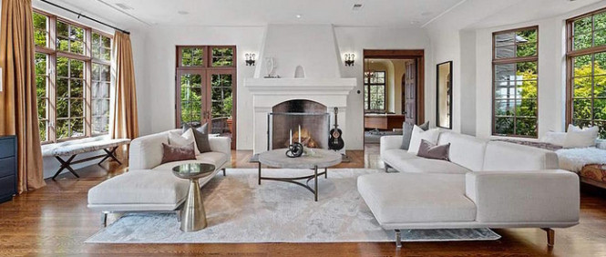 Billie Joe Armstrong prodává svůj původní dům v Kalifornii. Cena:...