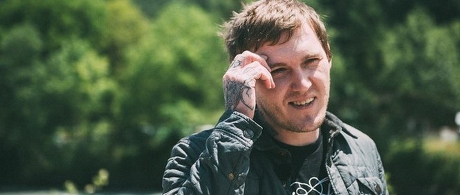 Brian Fallon z The Gaslight Anthem maká na sólovce