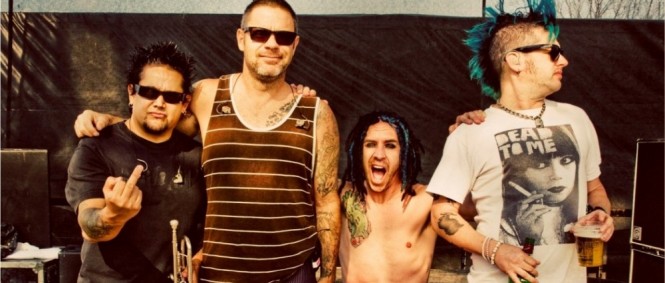 Den navíc, kapely navíc. Punkrockový mejdan se SUM 41 a NOFX bude dvoudenní