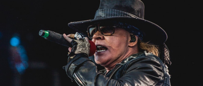 Guns N' Roses - Hard Skool