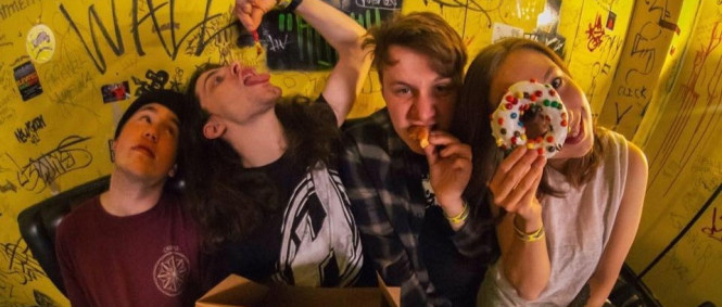 Nastal čas vytrhnout mléčné zuby, konec oznámili Milk Teeth