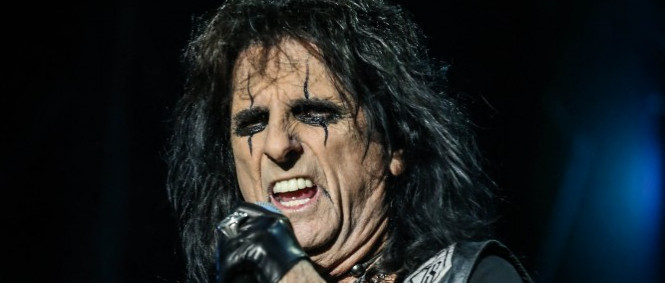 Alice Cooper přiveze svoji hororovou show na Slovensko v sedmi kamionech