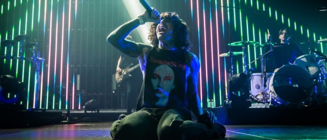 Bring Me The Horizon - Avalanche