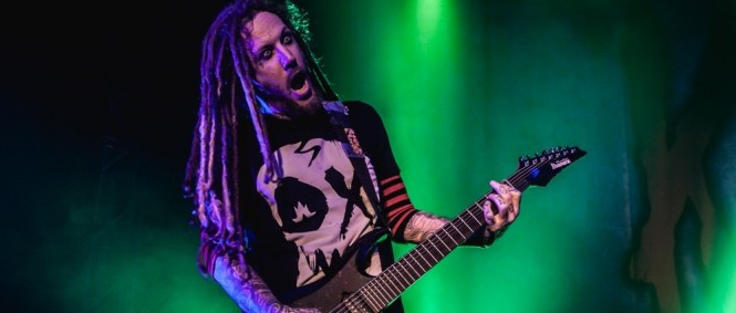 Korn Covers Britney Spears, Justin Bieber & Rihanna Songs 
