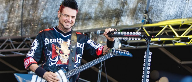 Jason Hook komentuje svůj odchod z Five Finger Death Punch