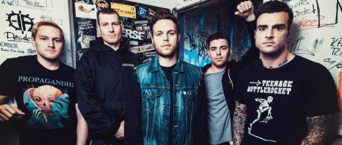 Stick To Your Guns: Nejdřív si přečti texty, pak teprve poslouchej! 