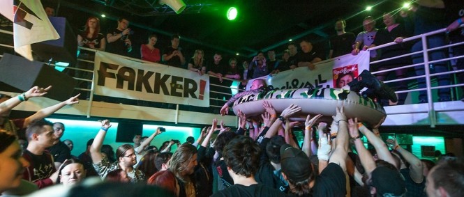 Zeller (Cocotte Minute): Do lidí skáču, když je chci vyprudit
