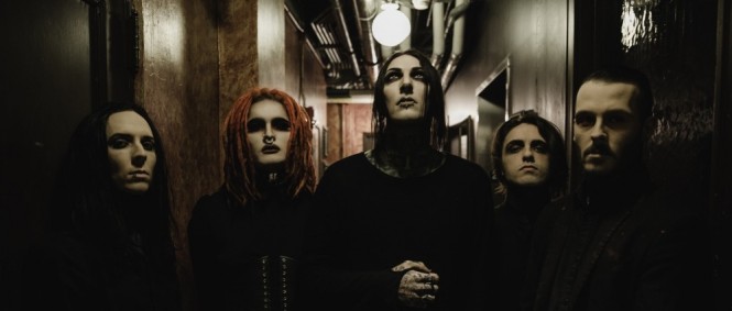 Motionless In White opouští basák Devin Sola