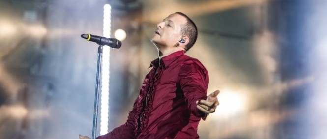Smrt Chestera Benningtona potvrdil Mike Shinoda