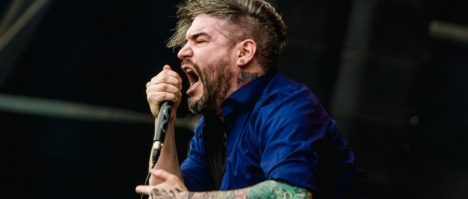 Případů přibývá. Ze sexuálních prohřešků jsou nařčení členové Suicide Silence a Pierce The Veil