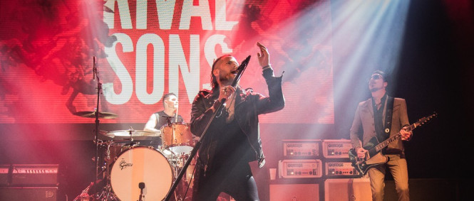 Sluncem prozářenou psychedelii a neodolatelné riffy Rival Sons uslyšíme opět naživo