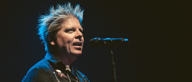 The Offspring, Newdrive, The Bottom Line, Malá sportovní hala, Praha, 23.8.2017 (fotogalerie)