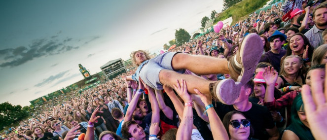 FAKKER doporučuje: TOP 12 festivalů letošního léta