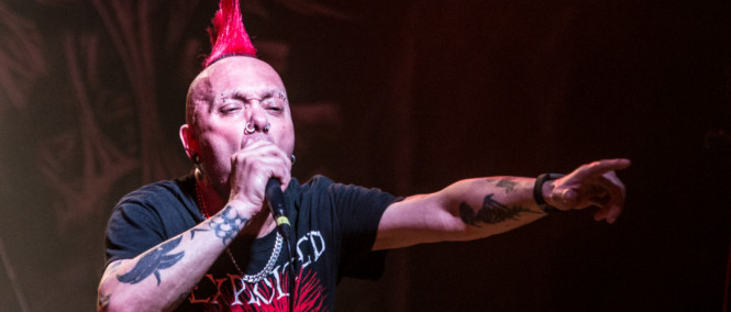 The Exploited kašlou na koronavirus, odmítají rušit koncerty