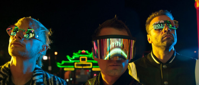 Muse mají venku nové album. Příští rok ho u nás uslyšíme naživo pod širým nebem