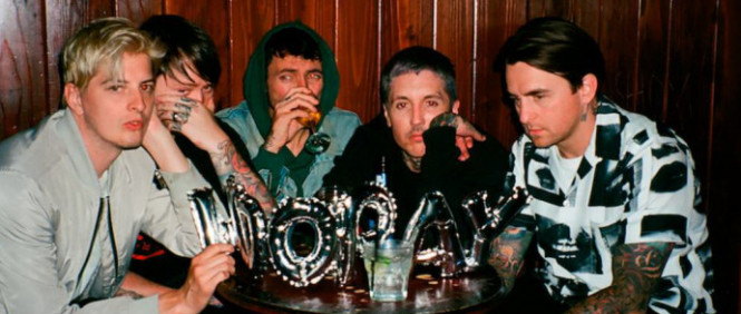Bring Me The Horizon ruší zbytek tour. Co se děje? A kde je basák?