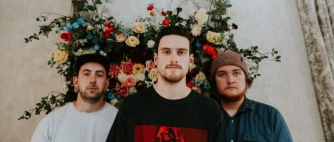 Napoleon byl poražen. Britská banda odjede rozlučkové tour