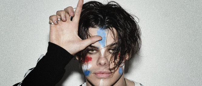 Yungblud se u nás letos ukáže ještě jednou. Bude znovu sold out?