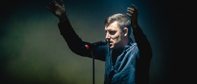 Nakonec i Bratislava. Parkway Drive si dají další ohňovou show