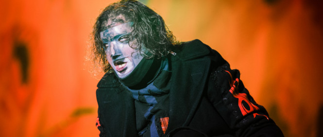 Corey Taylor (opět) láká na další desku Slipknot. Sólo jde stranou