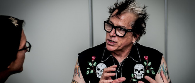 Noodles (The Offspring): „Nervozita před koncertem? Dám si pár pivek a jsem v pohodě“