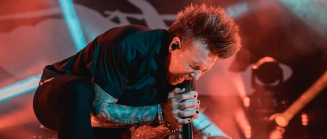 Papa Roach - Kill The Noise