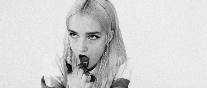 Poppy - All The Things She Said