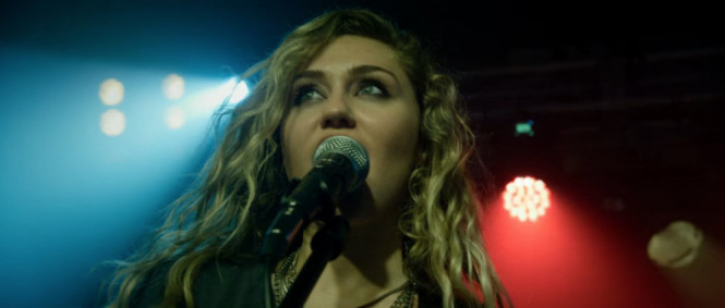 Chystá Miley Cyrus cover Nine Inch Nails?
