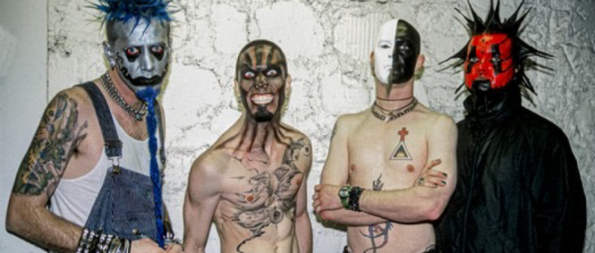 K obnoveným Mudvayne se na koncertě připojil pátý hudebník. Víme, kdo to je