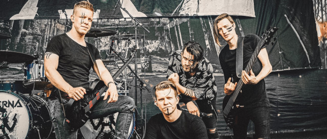 #ČERNÁ a Forrest Jump vyrážejí na tour po Česku