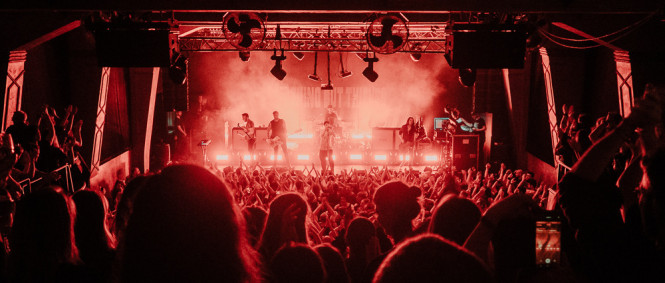 Nothing But Thieves, Black Honey, Kid Kapichi, Roxy, Praha, 30.3. 2022 (fotogalerie)