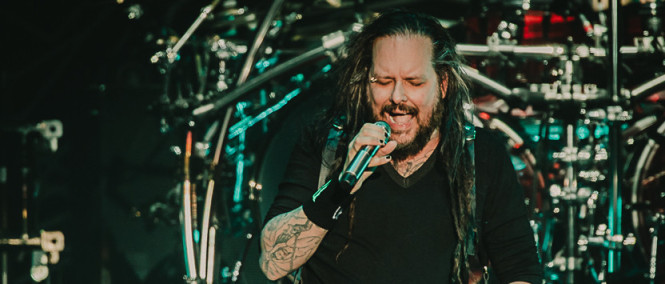 Korn v Praze! Se supportem Architects a rovnou v O2 areně