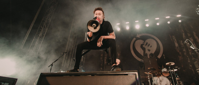 Rise Against, Boston Manor, Yours Truly, John Wolfhooker, Power Station Holešovice, Praha, 8.6.2022 (fotogalerie)