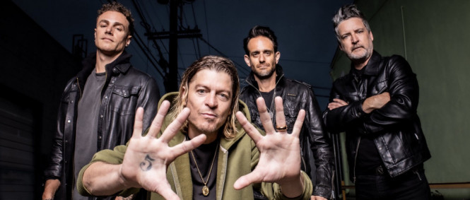 RECENZE: Puddle of Mudd - Kiss the Machine