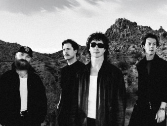 DON BROCO - True Believers (feat. Sam Carter)