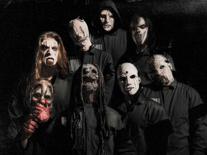 Slipknot vytáhli těžkej kalibr. Po třech letech vypálili novej bizár jménem 