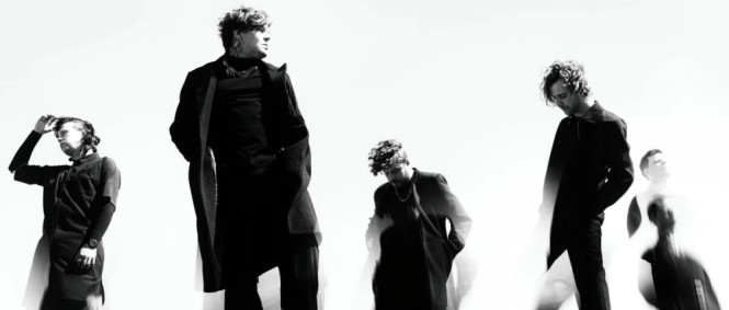 Když se potká finský „violent pop“ a americký metalcore: Blind Channel spojili síly s Of Mice & Men v novém singlu „Into The Void“