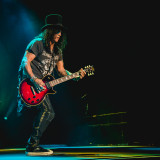 Slash, Myles Kennedy & The Conspirators