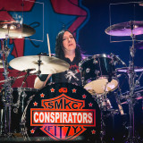 Slash, Myles Kennedy & The Conspirators