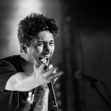 Holding Absence live 2022