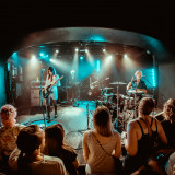Blood Red Shoes live 2022