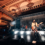 Wolf Alice live 2025