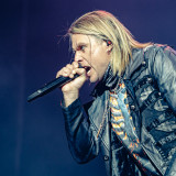 Three Days Grace live 2025