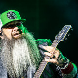 Three Days Grace live 2025